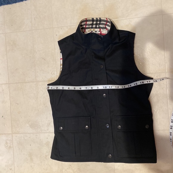 🔥Brand New! BURBERRY Nova Check REVERSIBLE vest with light insulation🔥 - Picture 14 of 16